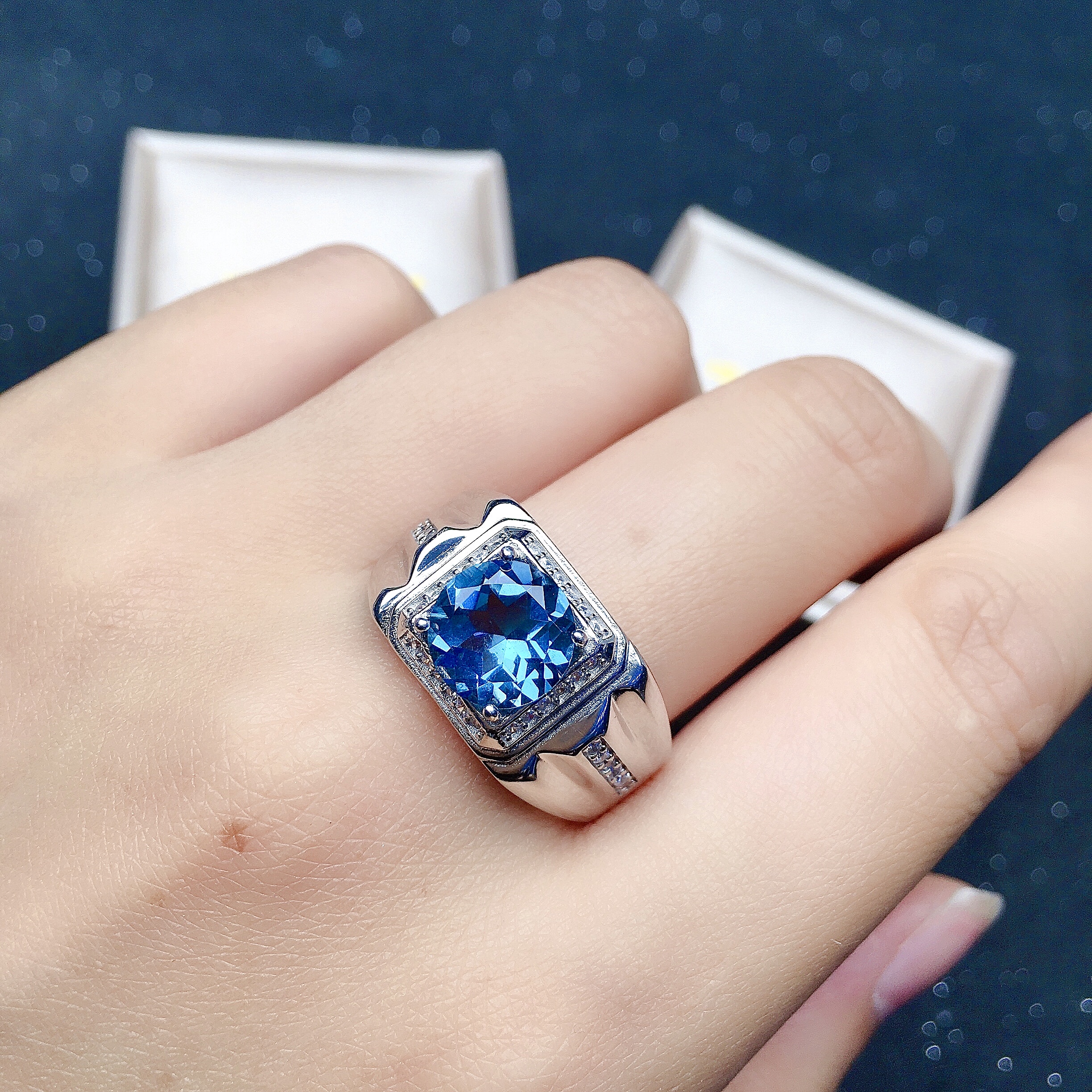 Fashion Gemstone Ring for Man  - Vs Smartwatch recension och pris