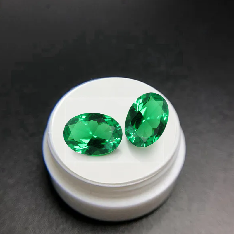 Pretty Emerald Green Oval Cut  - Vs Smartwatch recension och pris