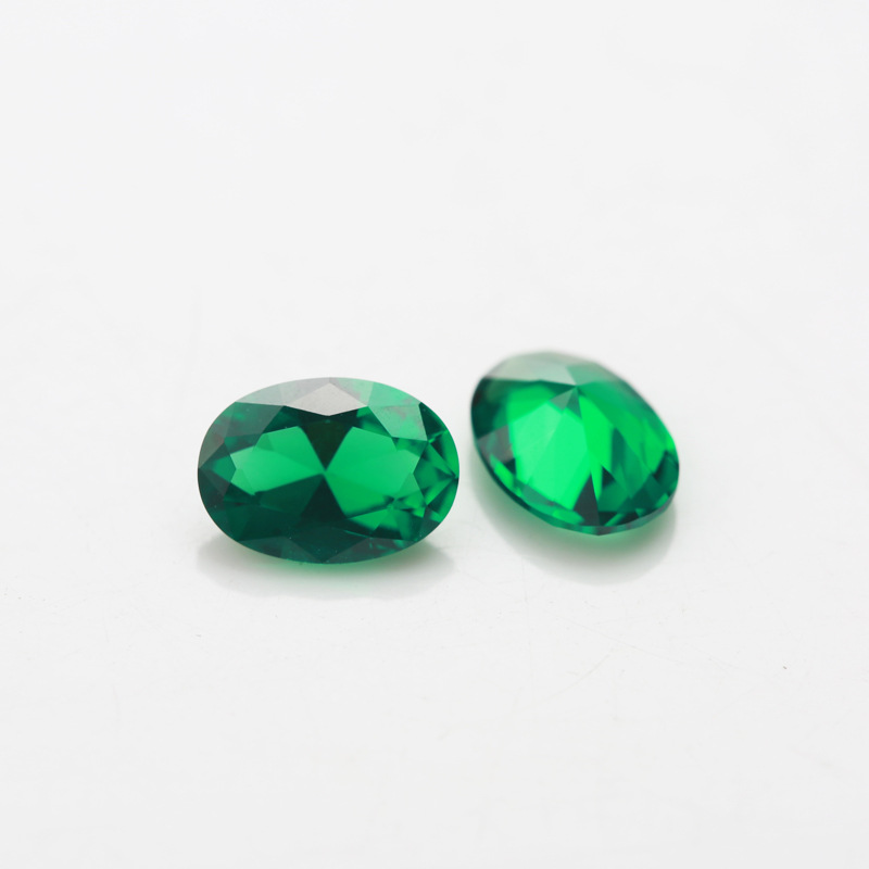 Pretty Emerald Green Oval Cut  - Vs Smartwatch recension och pris